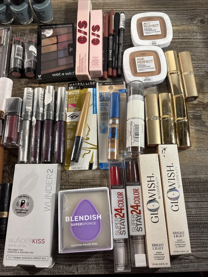 Wholesale Bundle, Maxed Makeup Up Lot 67 Pc - Image 2 of 4