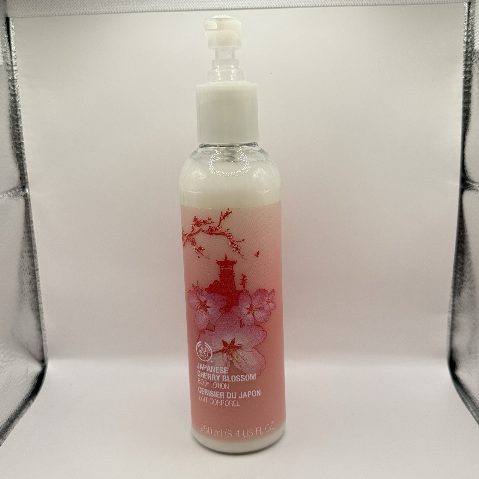 BODY SHOP JAPANESE CHERRY BLOSSOM BODY Lotion 250ML Older Formula Discontinued