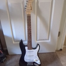 Squier Stratocaster Black Solid Body 6-String...