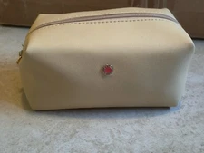 SEALED - Emirates Buisness Class Travel Amenity Toiletries Kit Bag Bvlgari Women