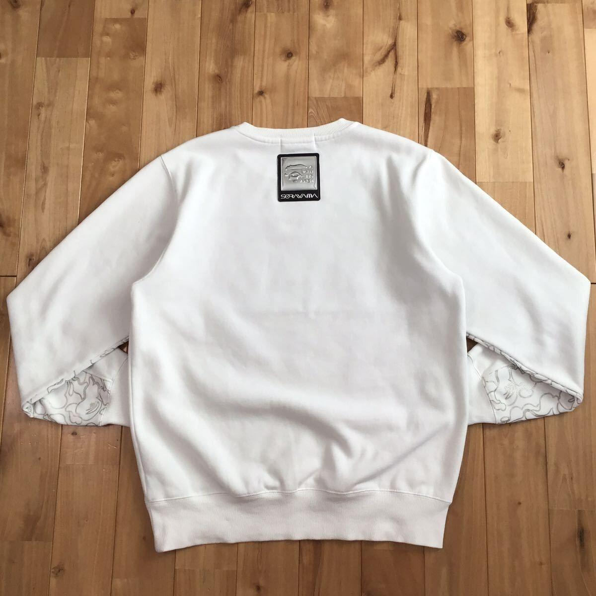 Hajime Sorayama × BAPE camo sweat shirt White A Bathing Ape