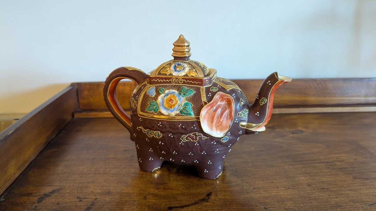 Brown Vintage Original 1900-1940 Antique Japanese Teapots for sale
