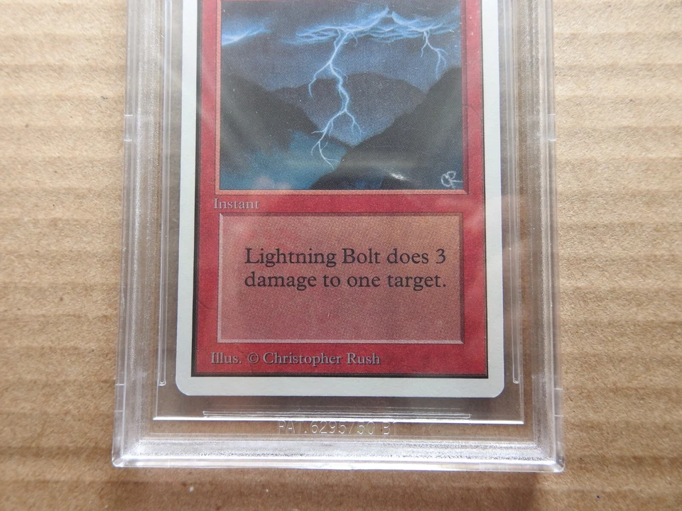Lightning Bolt BGS 9.5 GEM MINT [Unlimited] Mtg Magic Free Tracking! - Image 3 of 4
