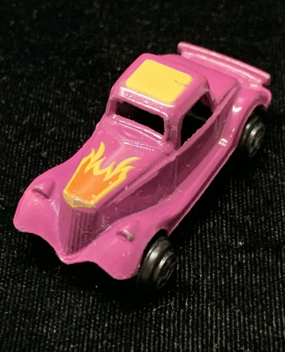 Vintage 1980’s Tootsietoys Diecast Car Ford Vicki Victoria Diecast Hotrod Flames - Picture 2 of 6