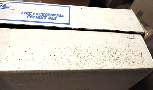 LIONEL 6-11726 ERIE LACKAWANNA FREIGHT SET WITH HORN O GAUGE/USED - Picture 16 of 16