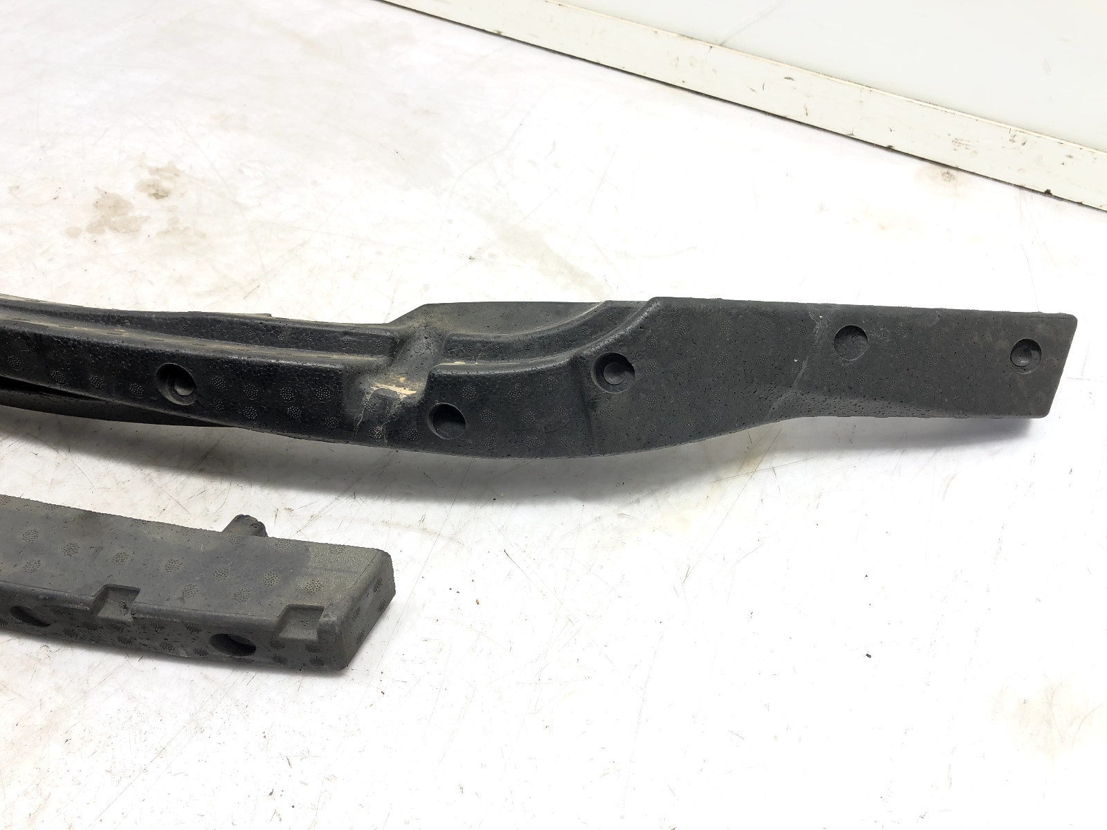 2014-2017 MASERATI QUATTROPORTE FRONT BUMPER IMPACT ABSORBER FOAM X2 OEM.