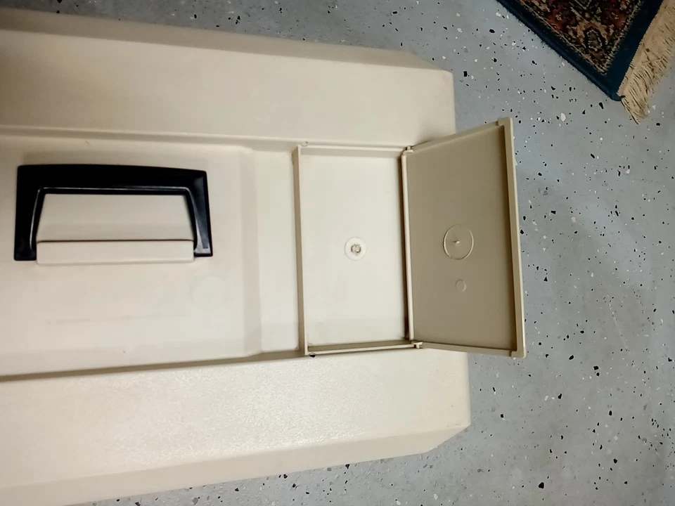 Petmate Pet Taxi Pet Carrier 20 " long 1 Foot High For Small Pets "Used "  - Изображение 4 из 4