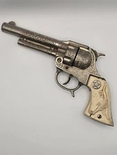 Vintage 1960s Hubley "Texan Jr." Cap Revolv Toy - 250 Shot Repeater Short Barrel