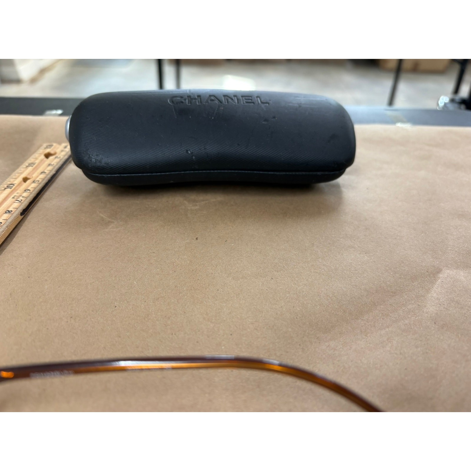 Chanel Rectangular Tortoise Shell Frame/ Faux Pea… - image 9