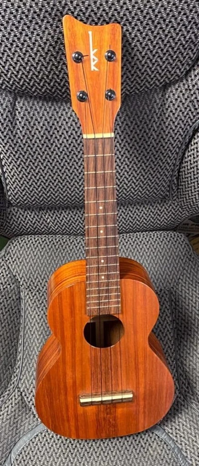 2019 KAMAKA CONCERT UKULELE. - Image 2 of 4