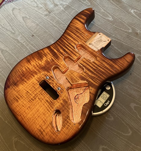 Warmoth Stratocaster Body 3lbs8oz Burnt Umber Dye Flame Maple On Swamp Ash Guita