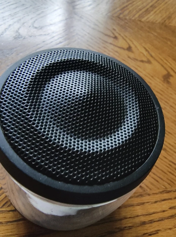 Blackweb BWA15AV110 Bluetooth Wireless Speaker – Portable, No Charger - Image 2 of 4