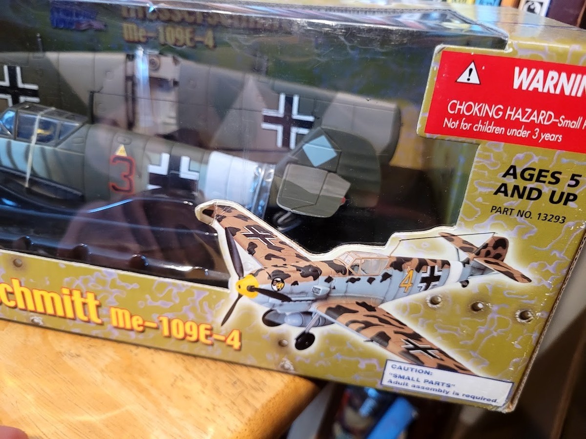 21ST CENTURY ULTIMATE SOLDIER 1:32 SCALE MESSERSCHMITT ME