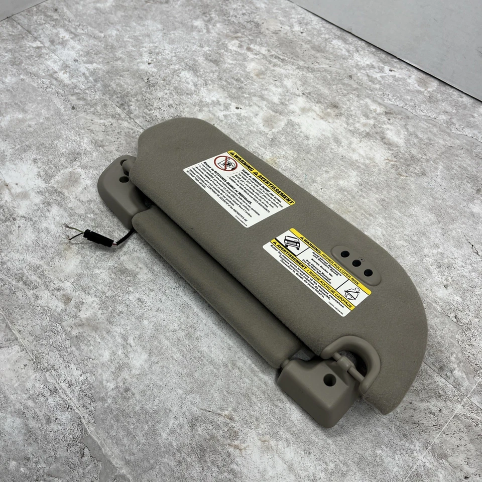 Ford Expedition 2003-2006 lado izquierdo del conductor parasol gris con luces Homelink Foto 2 de 4