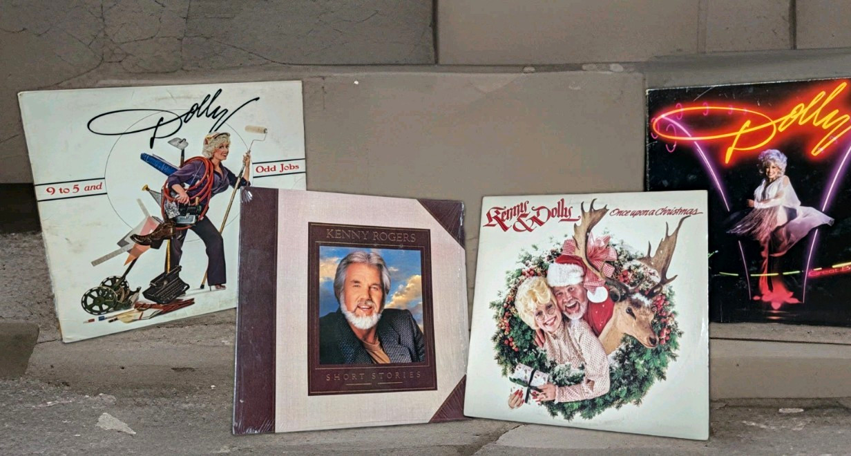Dolly Parton & Kenny Rogers Vinyl LP Lot - 9 to 5 & Odd Jobs + Christmas