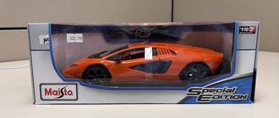 NIB Maisto 46629 Lamborghini Countach LPI 800-4 Diecast Model Car 1/18 Scale