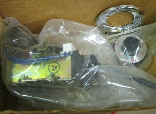 Robertshaw H1-21-048-01-02 Electric Thermostat 5110-051 - Picture 2 of 2