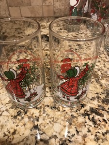 details about 2 holly hobbie christmas coke coca cola collectible glasses limited edition coca cola smithtown