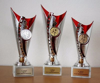 MARKENLOS Pokal Trophäen 3er Serie alle Sportarten incl. Gravur Embleme Personalisierung