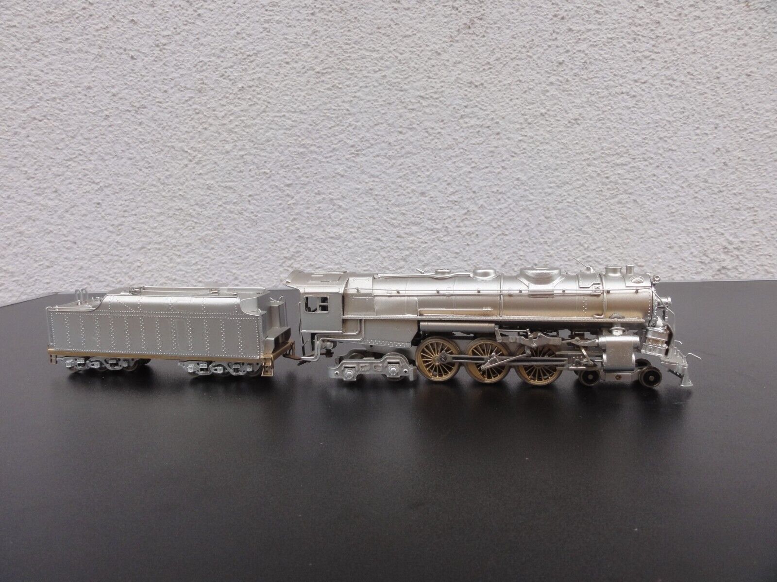 Picture 1 of 24