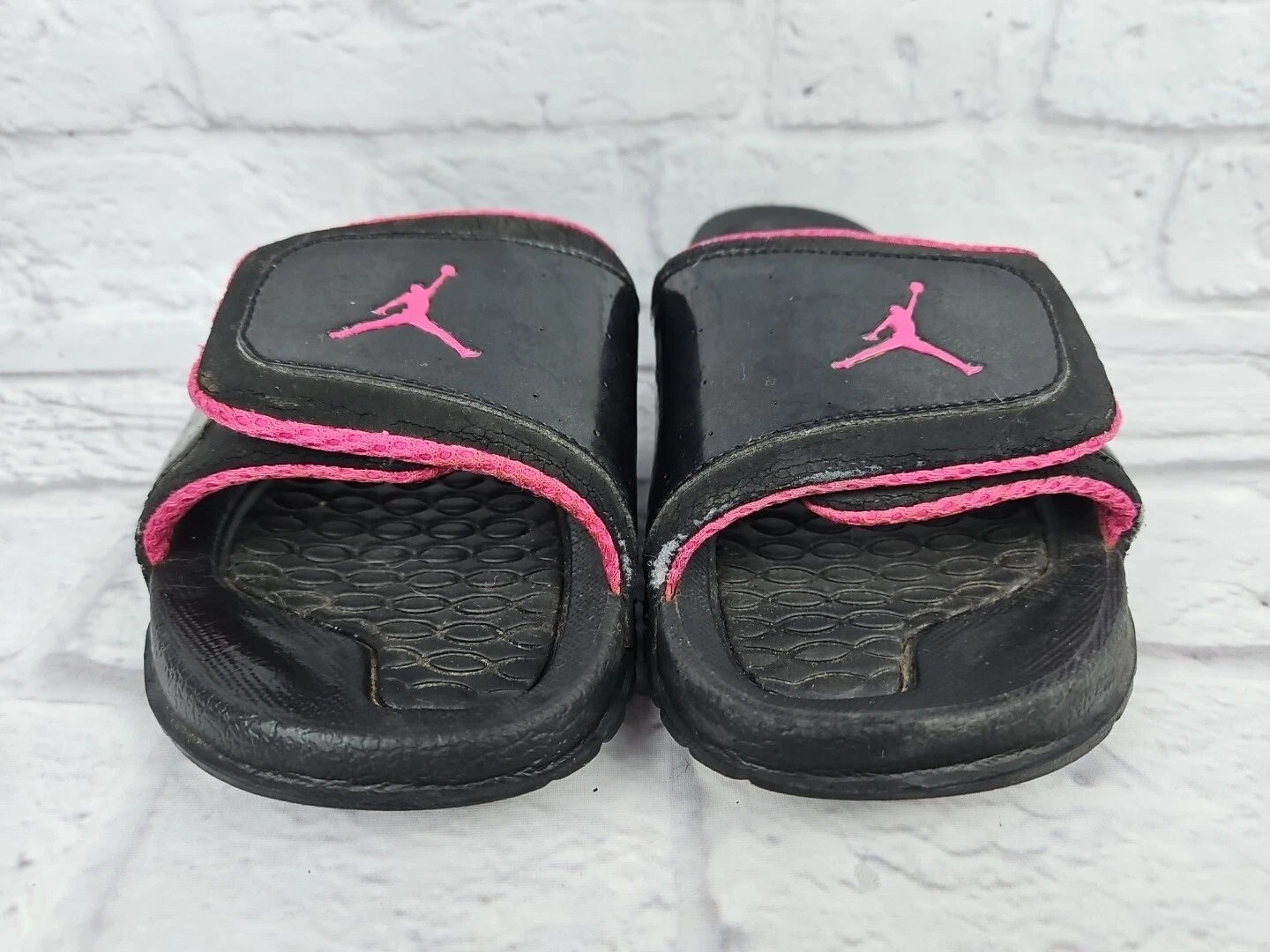 Nike Air Jordan Hydro 2 Slides Youth taglia 5 velocità nero rosa 313194 002