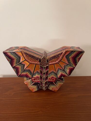 Rare boîte papillon colorée tissée à la main bijoux teints - Photo 1/14