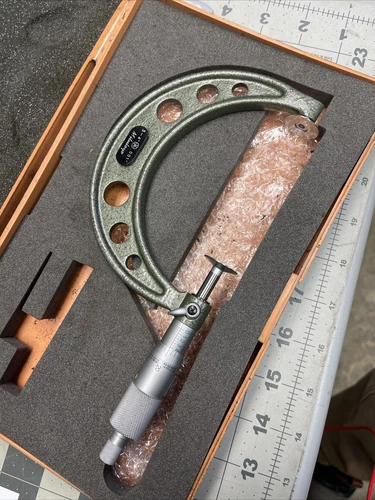 MITUTOYO # 123-128 3-4” x .001" Disc Flange Micrometer, OEM Case (k136