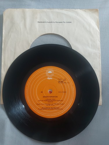 Minnie Riperton Lovin' Loving You 7” Single Vinyl Record 1974 Epic Records Aust. - Picture 2 of 8