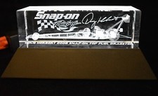 Snap On Racing 2006 dragster Doug Herbert 1:32 Scale RaceBrick w/Lighted Base