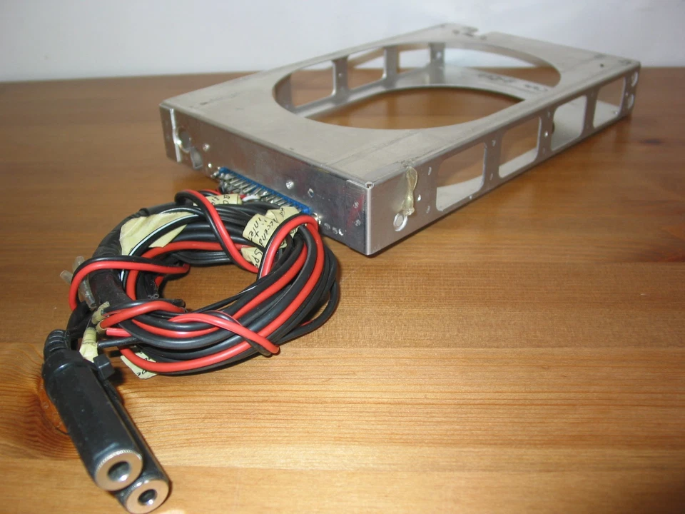 MOUNTING TRAY FOR ICOM A-200 RADIO COMPLETE WITH WIRING CONNECTOR !!! A 200 RACK - Image 2 of 4