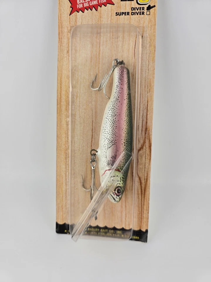 Rare Bagley Diver 5" Small Fry in Rainbow Trout, All Brass, Vintage/NOS  - Image 3 of 4