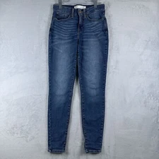 Signature By Levi Strauss Gold Skinny Jeans Totally Shaping Womens Blue Size W27