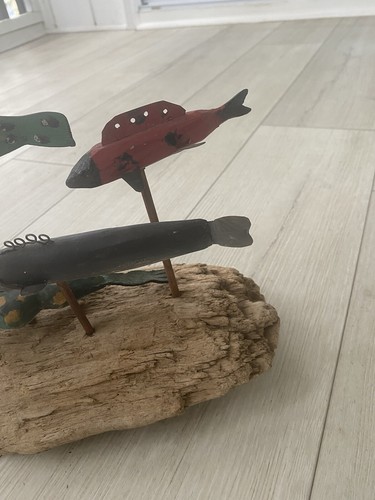 Antique Primitive Fishing Decoys On Driftwood - Picture 11 of 13
