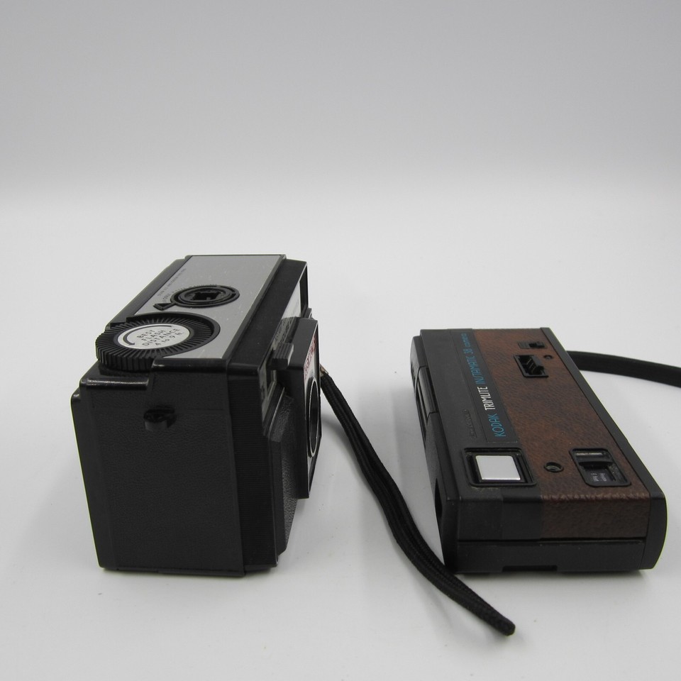 Vintage Kodak Trimlite Instamatic 48 Camera - Works Plus Battery