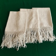 Asciugamani antichi iniziali VP con frange macramé in fiandra tre pezzi