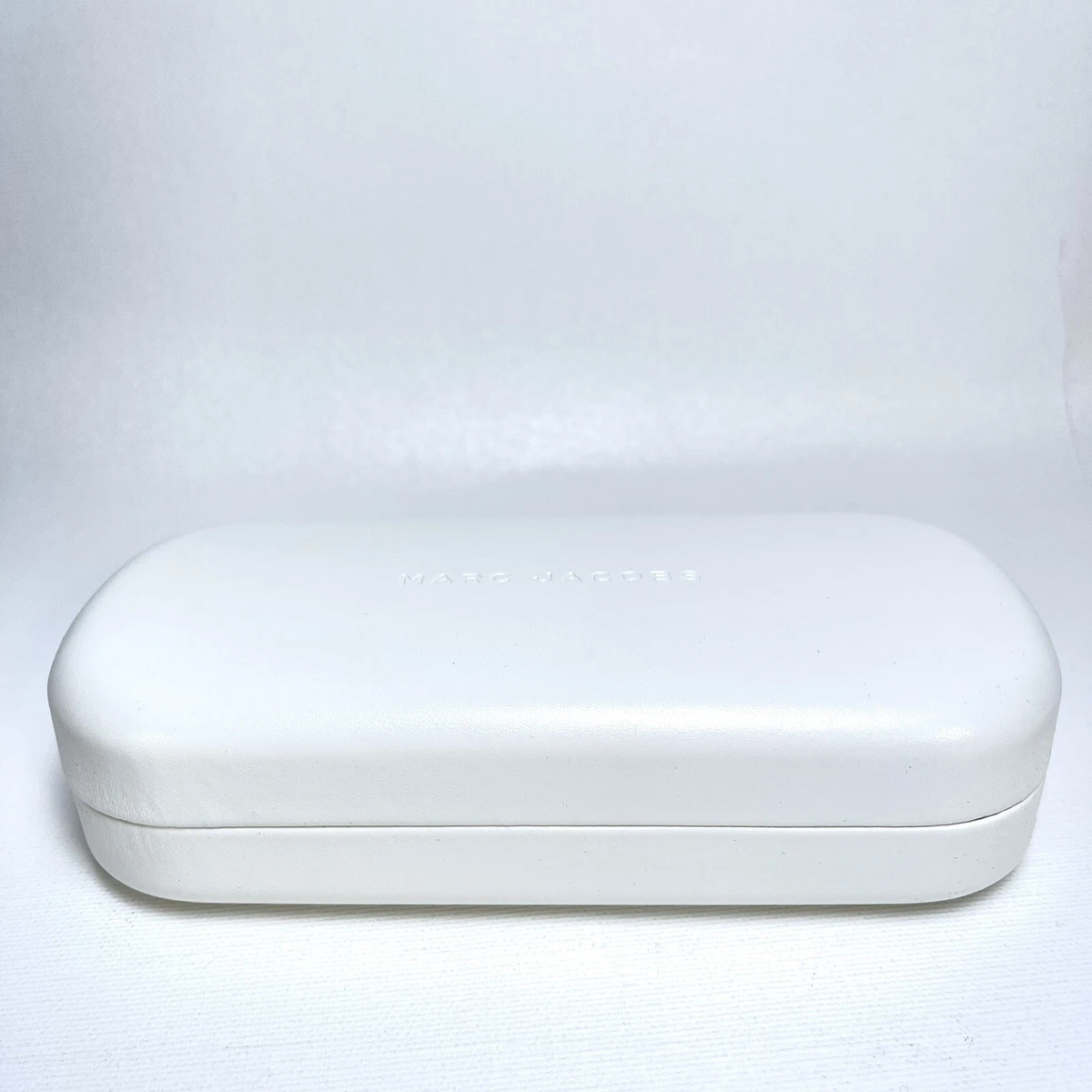 Marc Jacobs White Unisex Eyeglass Cases & Storage for sale  display picture 2