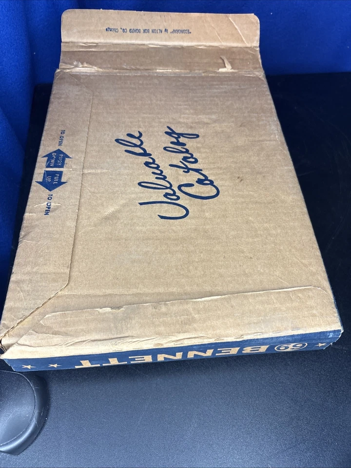 BENNETT BROTHERS 1969 BLUE BOOK of QUALITY MERCHANDISE CHICAGO, NYC, NY Catalog - Image 2 of 4