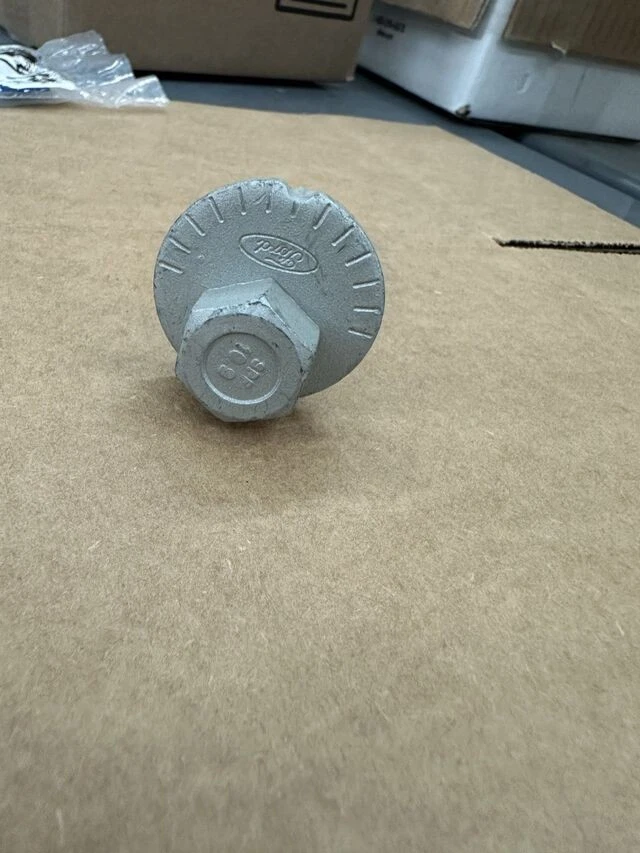 Parafuso de ajuste Ford genuíno 9E5Z-5K751-A - Imagem 4 de 4