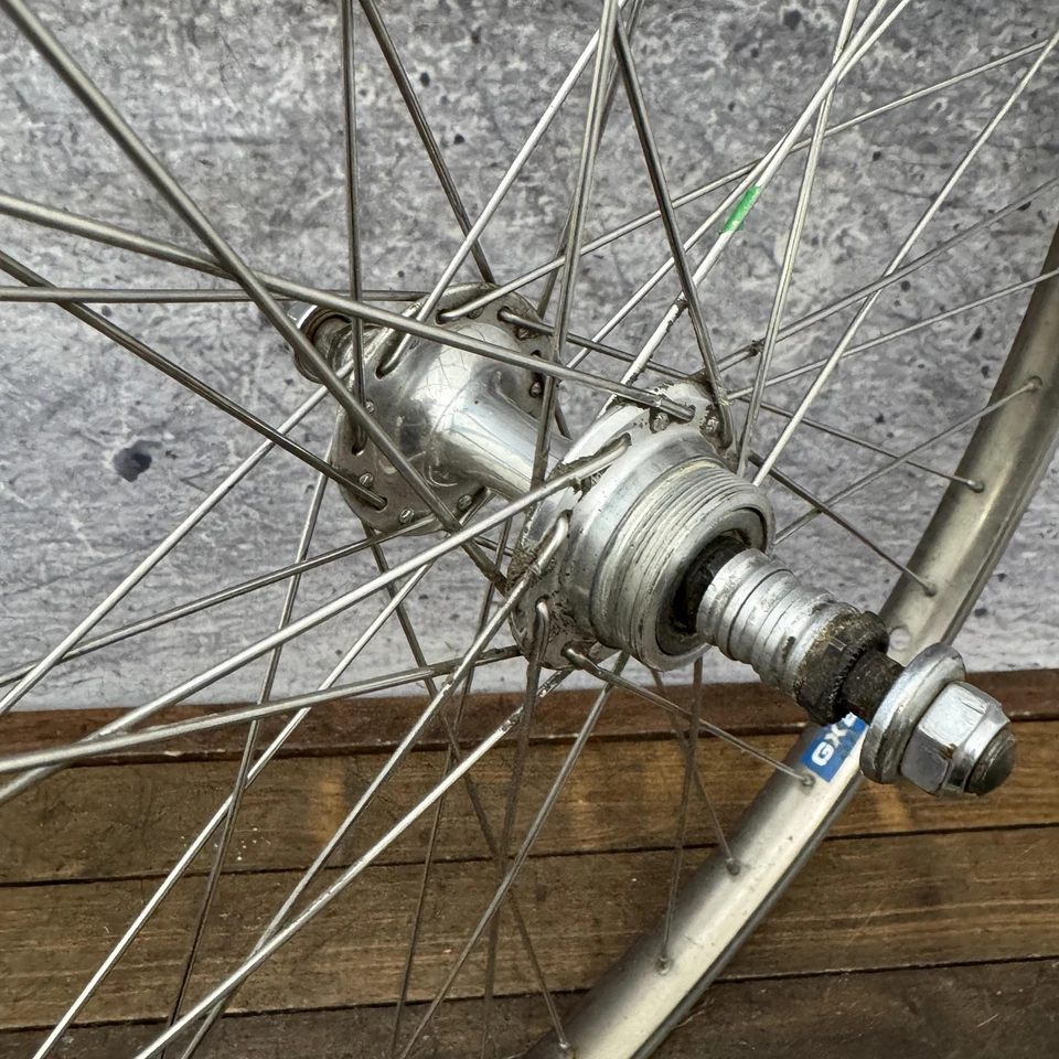 Rueda de bicicleta trasera especializada 24 pulgadas llanta Alex 36h cubierta MTB vintage 130 mm Foto 2 de 4