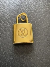 Louis Vuitton Zipper Pull Button Charm Gold Lock