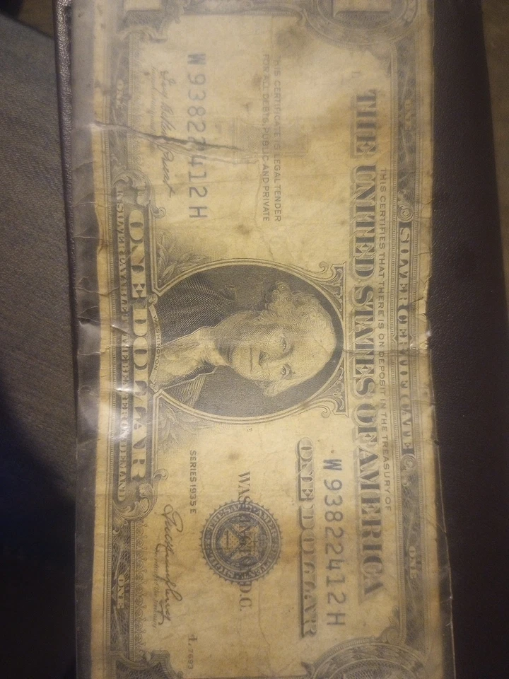 1935 E One Dollar Silver Sertifcate - Image 2 of 4