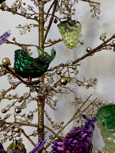 18 LovelyVintage Christmas Ornaments Grapes (glass) &Birds (beaded) Horchow - Picture 2 of 22