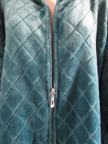 Laura Ashley 2X Teal Diamond Pattern Plush Long Zip Robe Vintage Y2K GUC - Picture 9 of 13