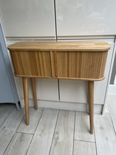 Futon Company Glide OAK Storage Console Table Sliding Doors. Great Con. RRP £229