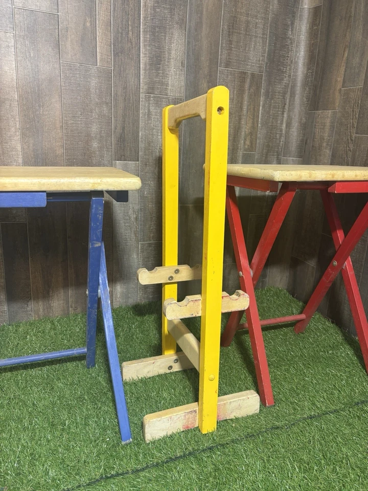 Table Set with Stand – Primary Colors (Red, Blue, Yellow) - Image 3 of 4
