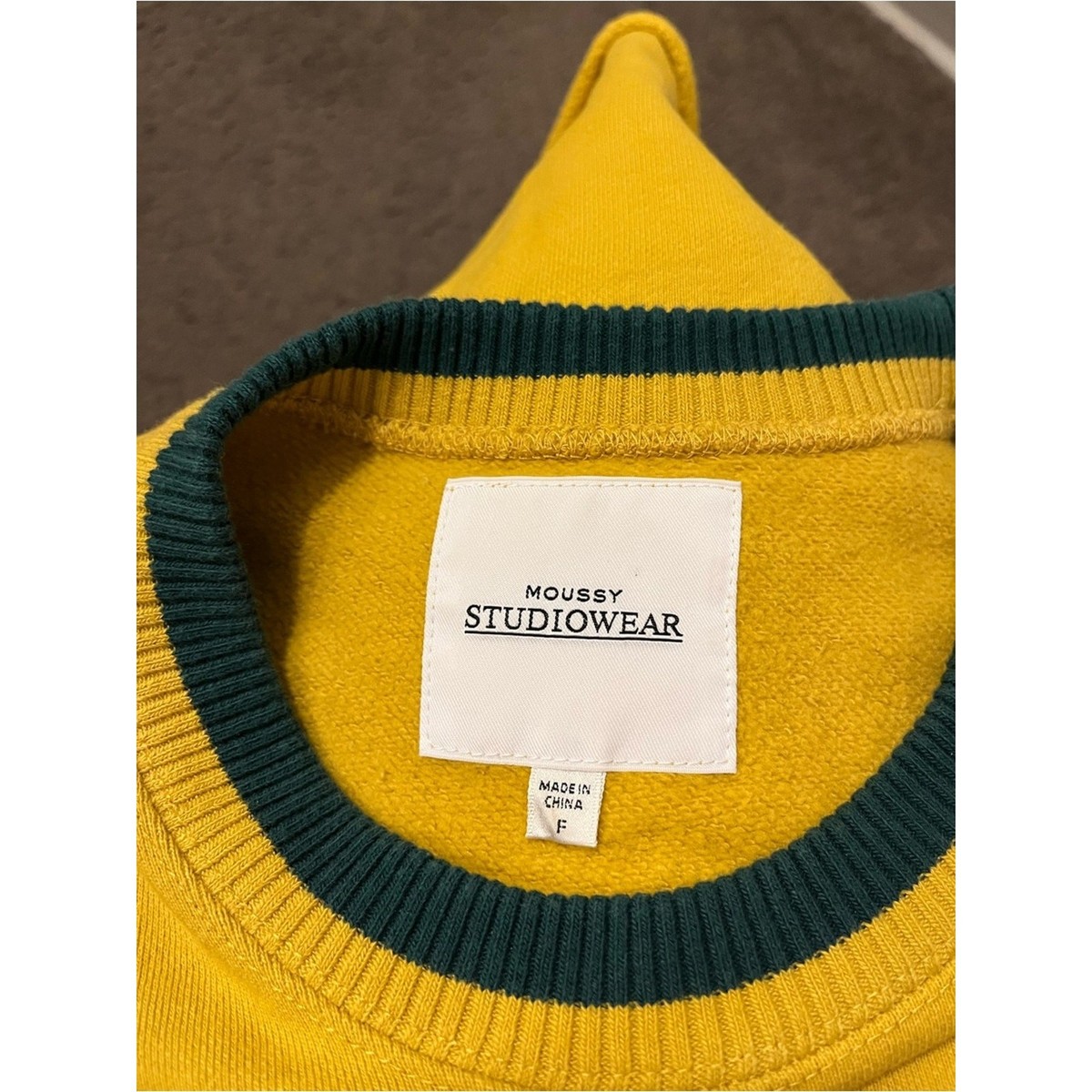 Moussy Studiowear Cropped Sweatshirt View 4