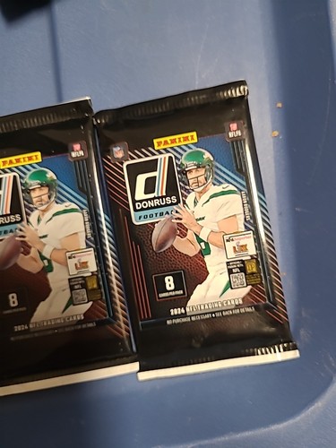 Panini Football Donruss 2024 NFL Trading Cards (Lot of 4, 32 cards) - Picture 6 of 6