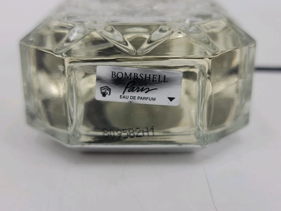 Victoria's Secret Paris Edición Limitada 3.4oz/100ml Eau De Parfum Foto 3 de 3