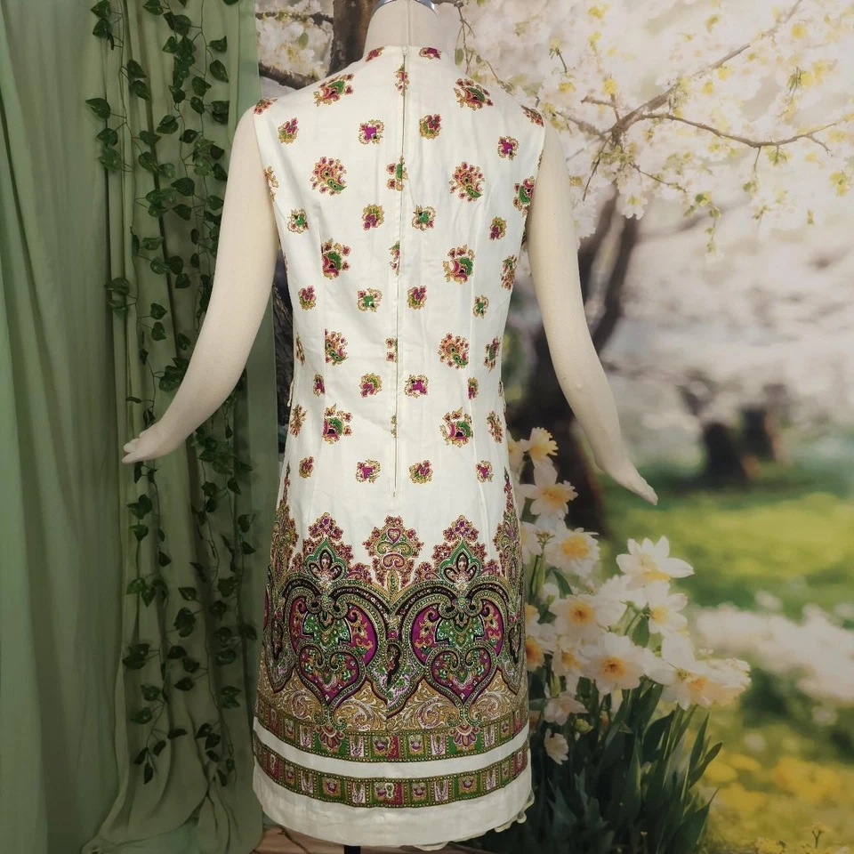 Mardi Gras Sleeveless Dress Paisley Green Pink 1970s Liberty Circle Vintage - Image 3 of 4