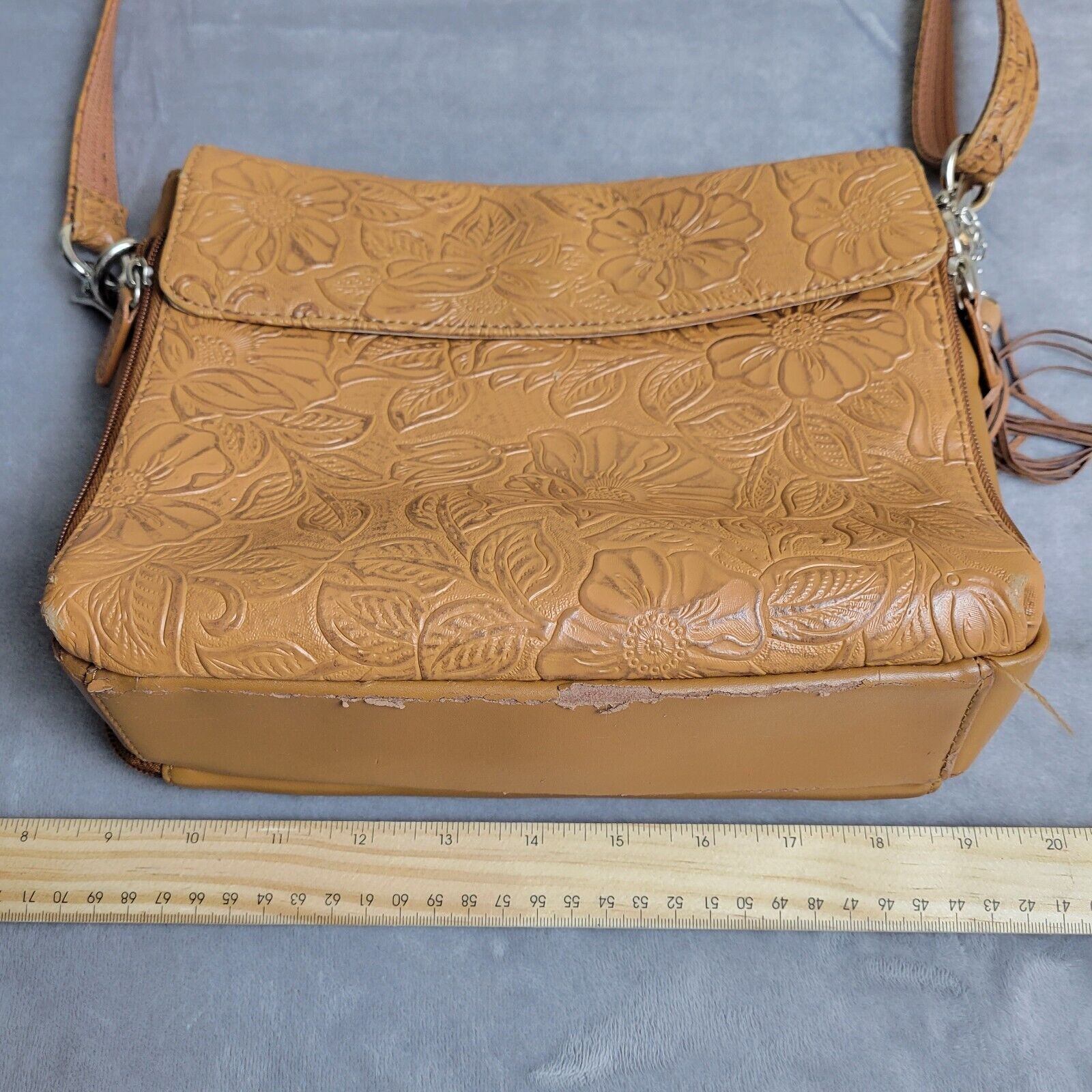 Concealed Carry Gun Tote'n Mamas Tooled Leather H… - image 2